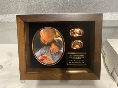 8 x 10” SOLID WOOD SHADOWBOX -2 X-Small pieces w/ Photo Oval
